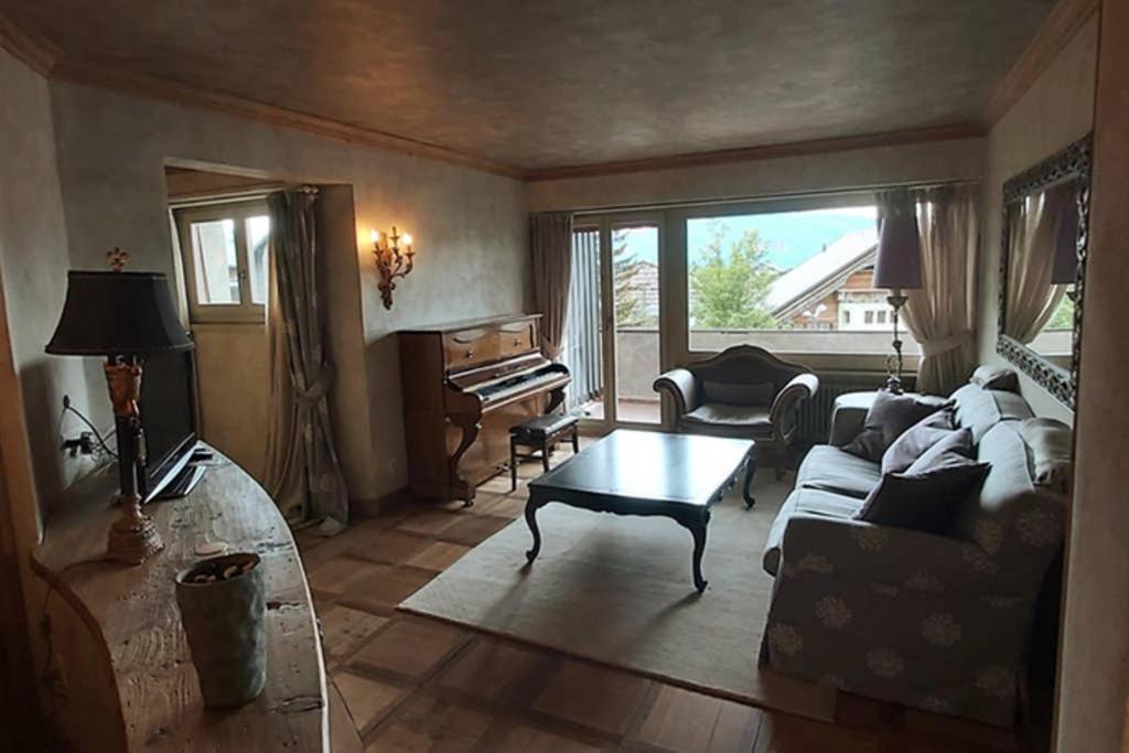 Beautiful Over The Mountain Apartment Crans-Montana